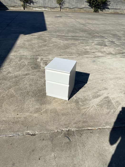 Mesinha de cabeceira Kullen (IKEA)64750944667777121