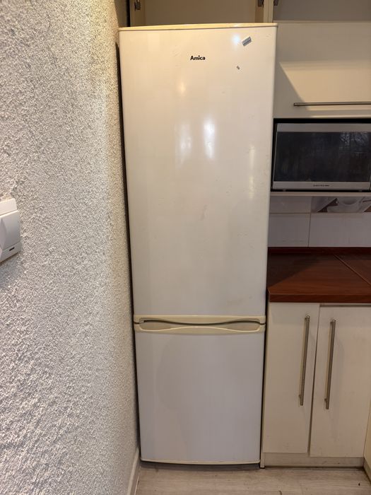 Lodówka wolnostojąca używana