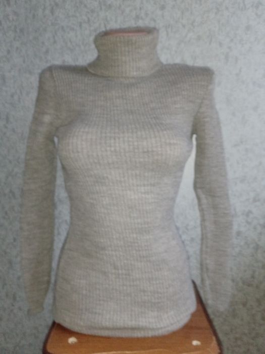 Нові теплі жіночі гольфи