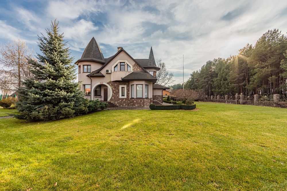 Без комісіі продаж казкового будинку з великою ділянкою