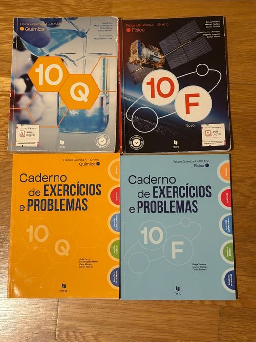Livros escolares 10° ano
