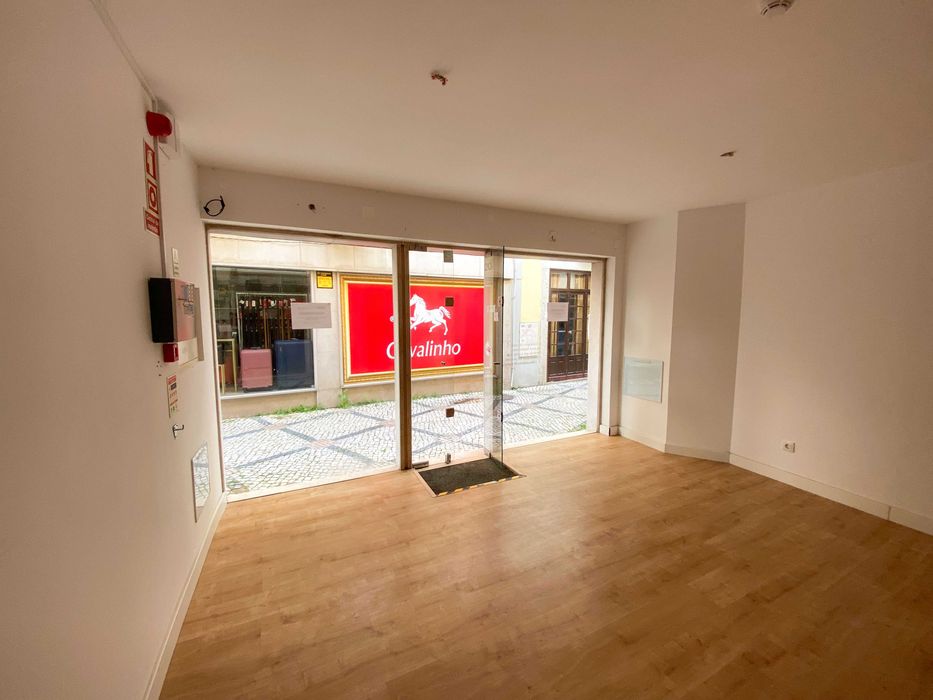 Loja para Arrendar no Centro da Baixa de Setubal
