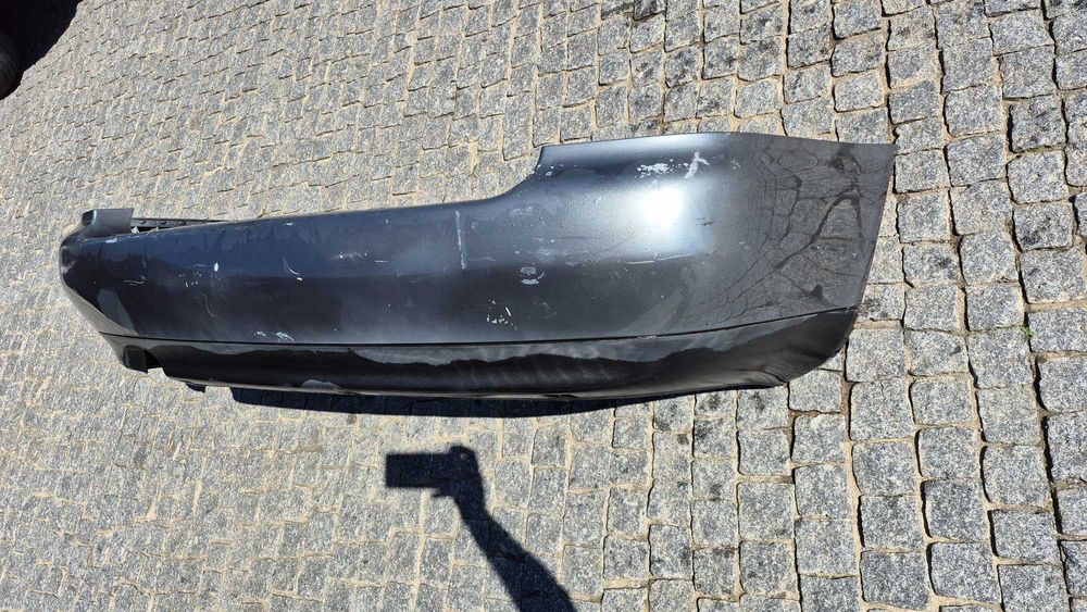 Para-choques traseiro Audi A4 B5 8D carrinha original pré facelift 1996 a 1999