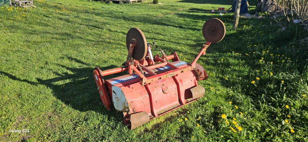 Glebozgryzarka yanmar