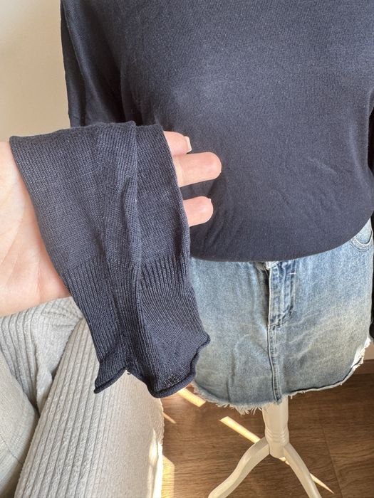 Cienki granatowy sweterek M H&M