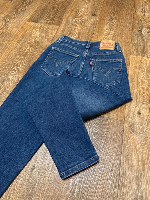 Джинсы Levi's High Waisted Mom 24 размер