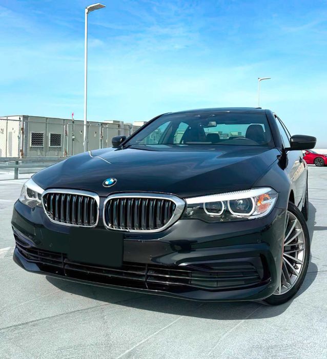 BMW 530e      2020