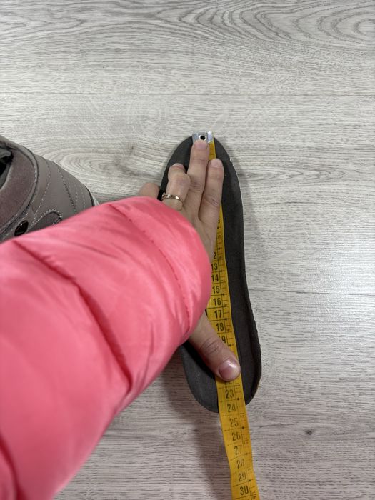 Geox жіночі ботінки 37 розмір