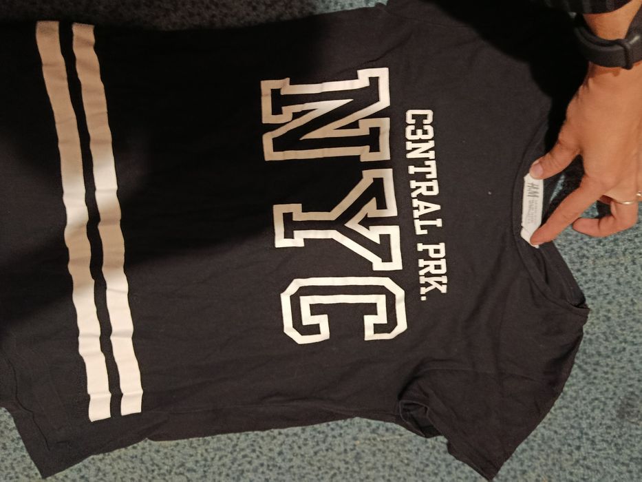 Топи, боді, футболки, майки фірмові