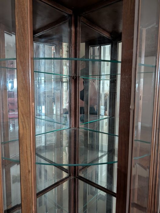 Armário/vitrine/cristaleira de canto