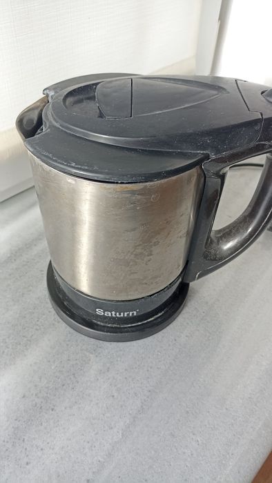 Чайник Saturn на запчастини