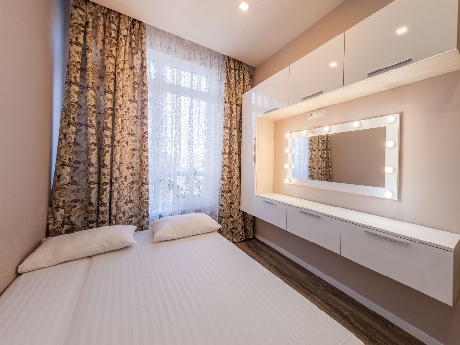 Оренда подобово  біля метро Вокзальна в ЖК Елегант на жилянській,118