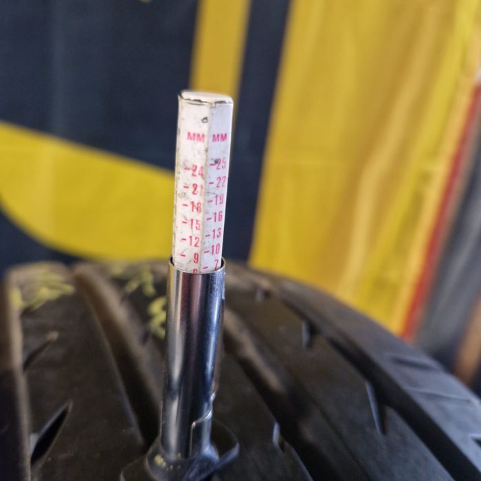 Opony letnie Toyo 215/50 R18 rok 2019 6mm uzywane