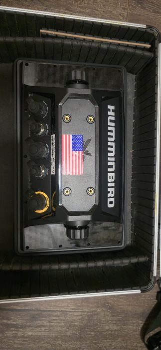 Humminbird solix 12 megalive echosonda