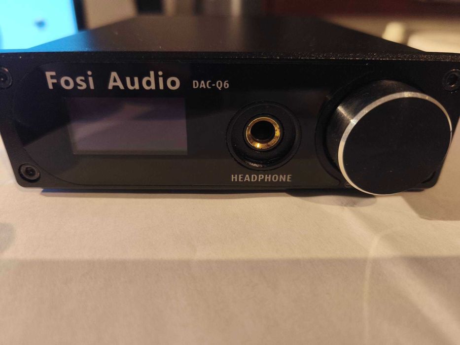DAC FOSI como novo, é o elemento que leva a qualidade de som, a um outro nível.