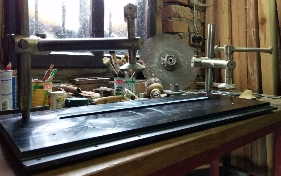 Фрезерно-копіровальний станок по дереву