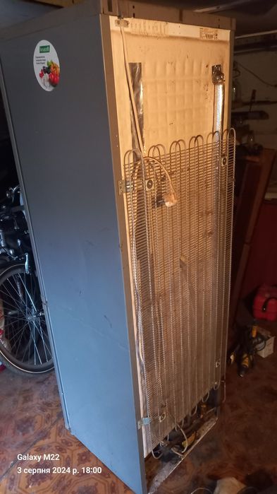 Продам холодильник