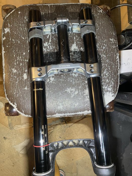 BOXXER RC c1 27.5 46offset 200mm
