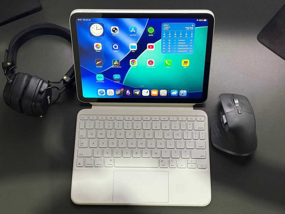 iPad 10ª Geração 256GB + Apple Pencil + Teclado Folio | Excelente Estado