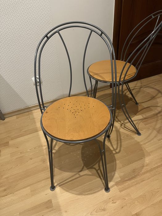 Sprzedam krzesla