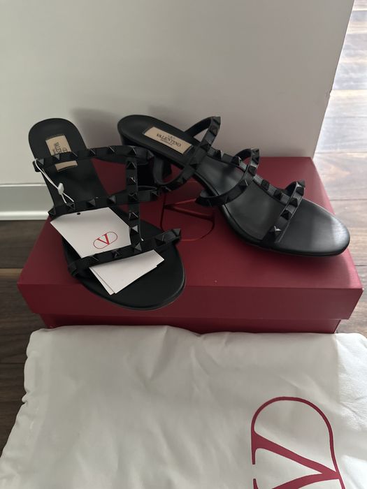 Klapki czarne Valentino