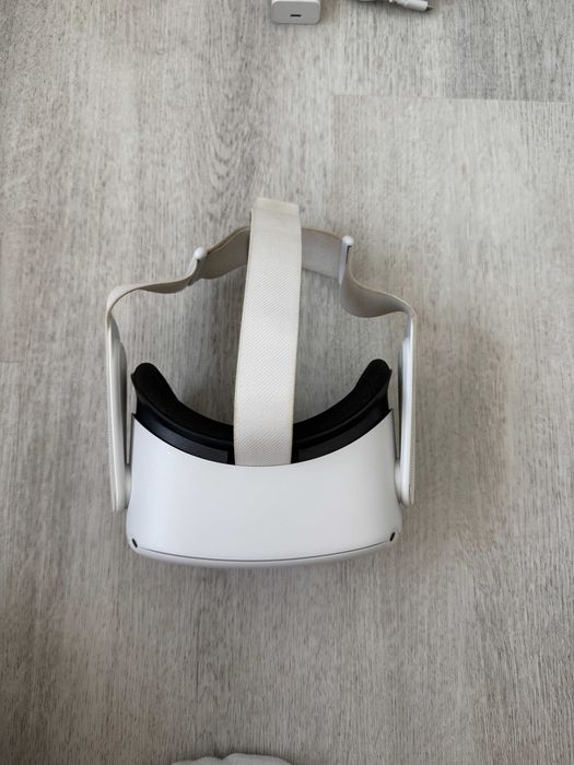 Gogle Meta oculus quest 2 II 128GB VR Okulary + ETUI + ŁADOWARKA