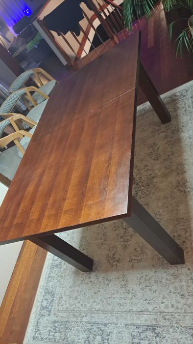 Stol rozkladany drewniany. Lite drewno