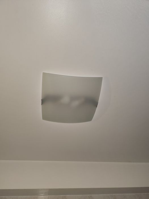 Candeeiro de casa de banho ou quarto.