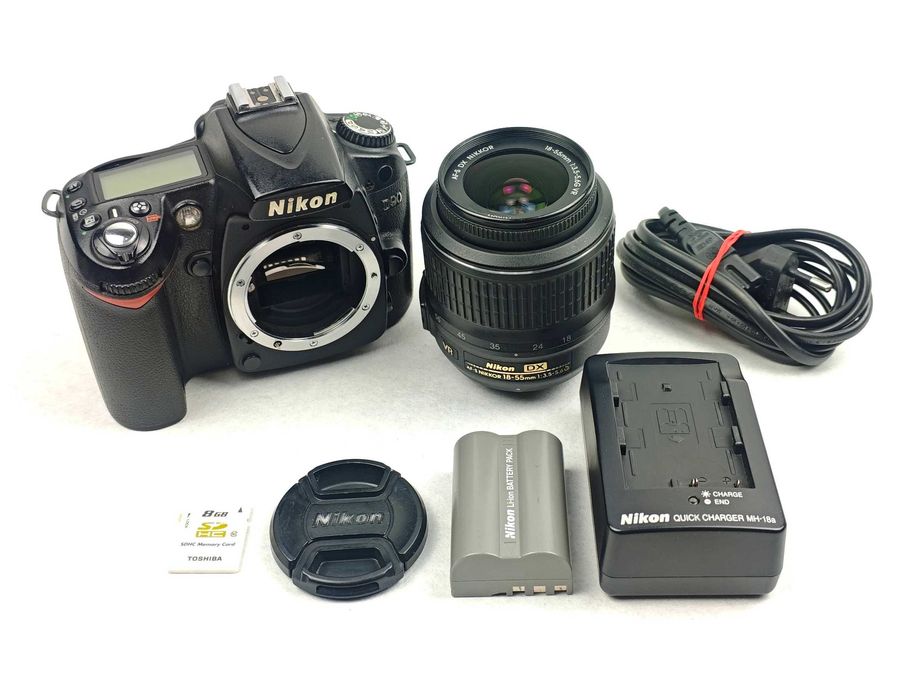Дзеркальний фотоапарат Nikon D90 KIT 18-55мм 8Gb ["Викрутка"]