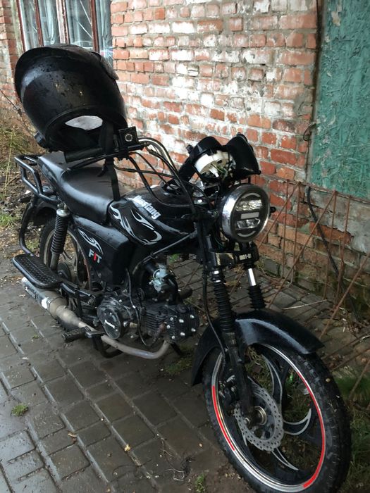 Продажа мустанг фіт 125