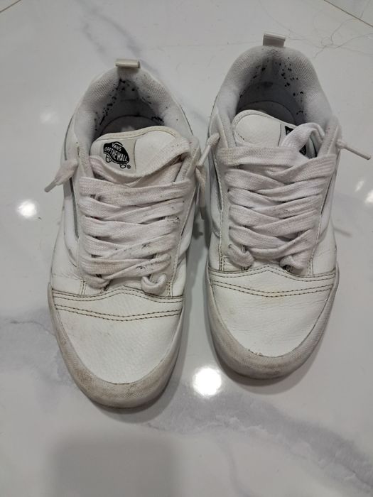 Ténis VANS brancos de pele n40