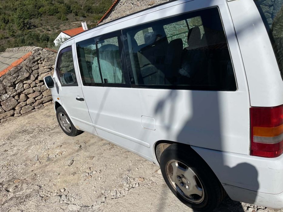 Mercedes Vito 112 CDi 6lugares, 120cv e com 190 mil km reais