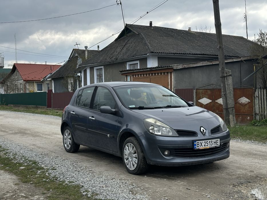 Продам Renault clio 2006