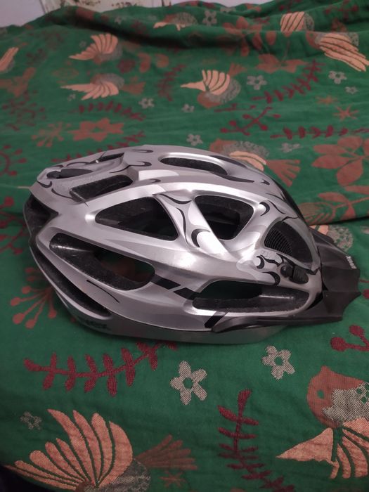 Шолом Uvex в гарному стані