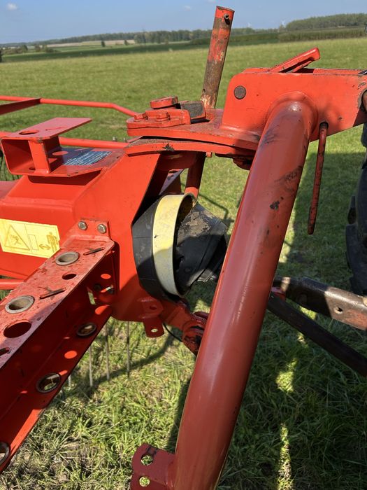 Zgrabiarka karuzelowa Kuhn GA4121 GM Masterdrive