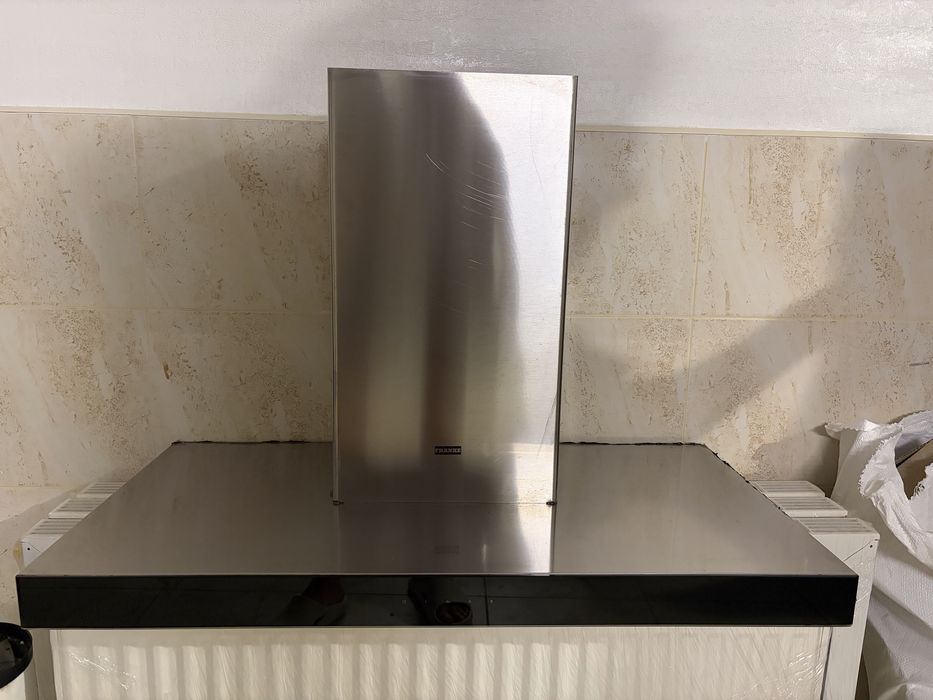 Продам кухонну витяжку Franke FCR 925