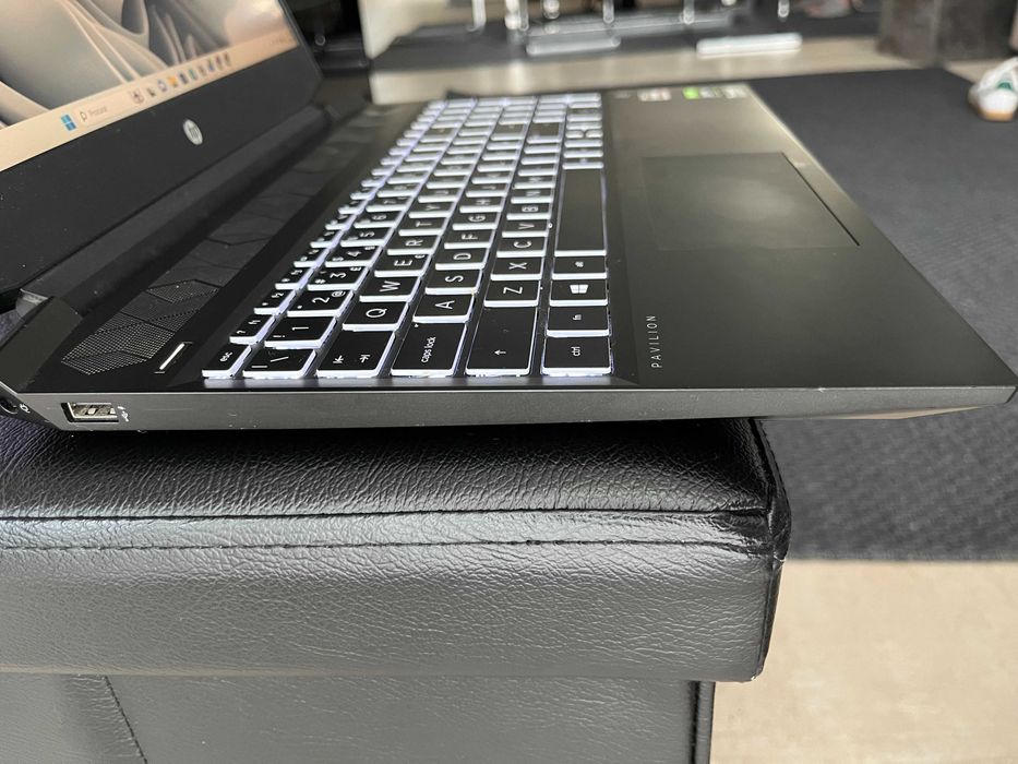 Portátil HP Pavilion 15 ec1xxx