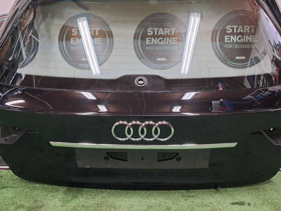 Tampa da Mala Audi A4 B9 avant 2019-2025