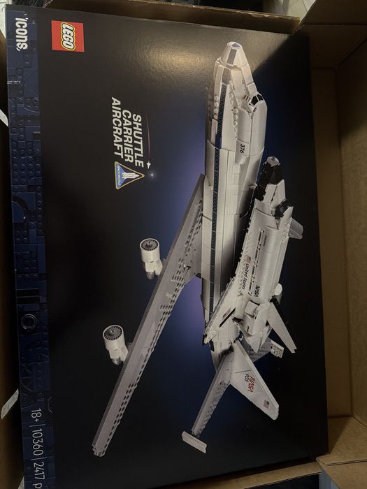 Lego Icons 10360 Nosiciel wahadłowców