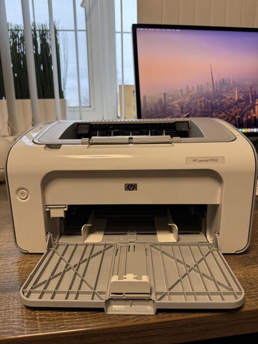 Принтер HP LaserJet P1102
