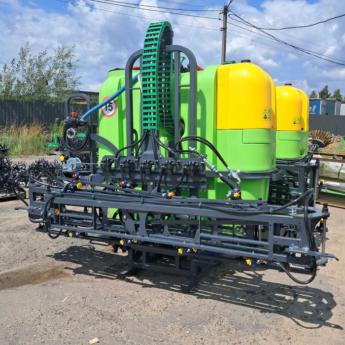 Обприскувач навісний Tolmet 1000л оприскувач опрыскиватель навесной