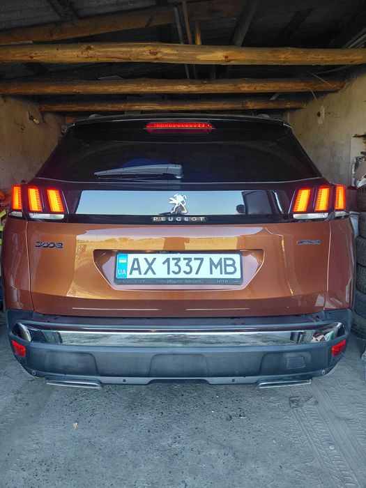 Продам автомобіль Peugeot 3008