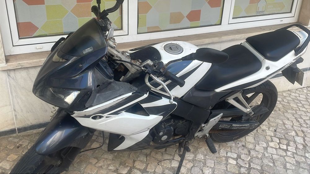 Vendo mota honda 125