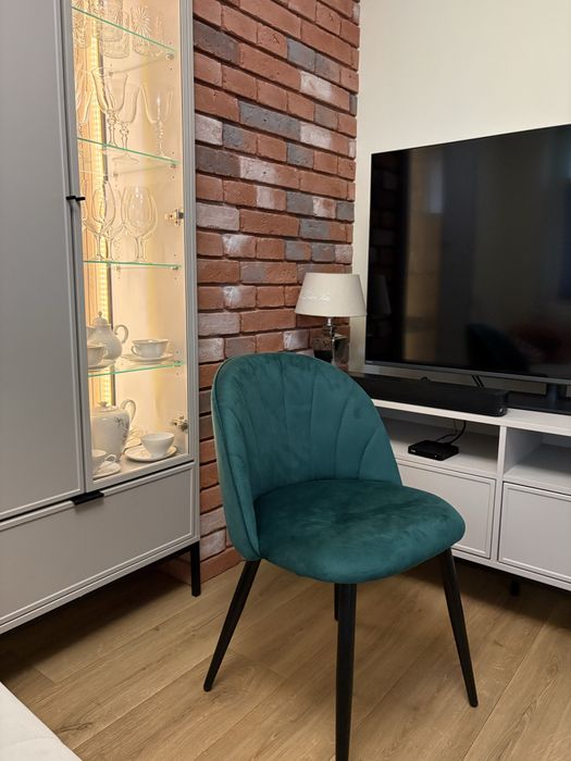 4 krzesła zielone , nowe