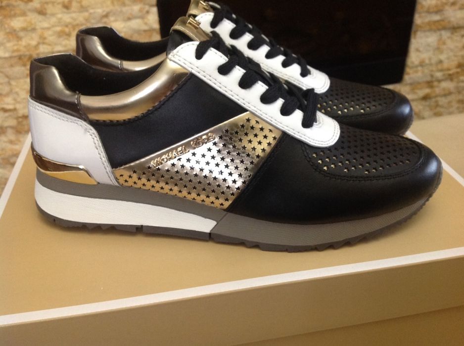 Кроссовки Michael kors