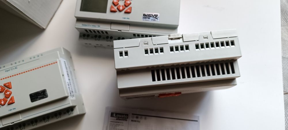 Przekaźnik programowalny,PLC, sterownik lovato LRD, lader, drabinkowy