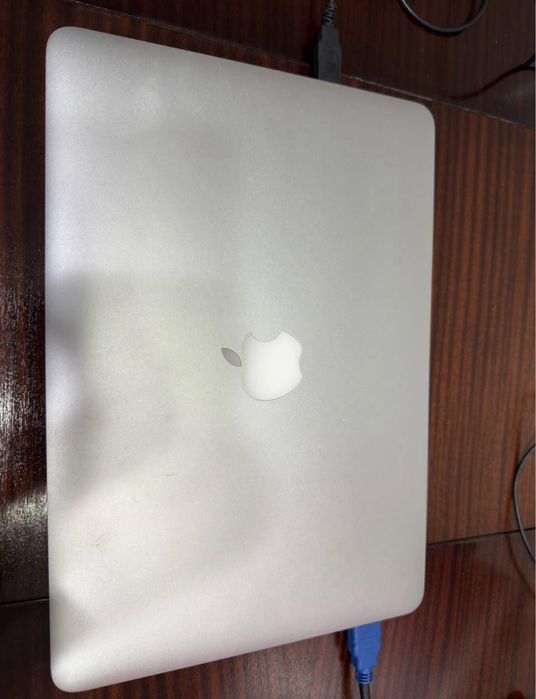 Macbook Pro 2013457924477704611843