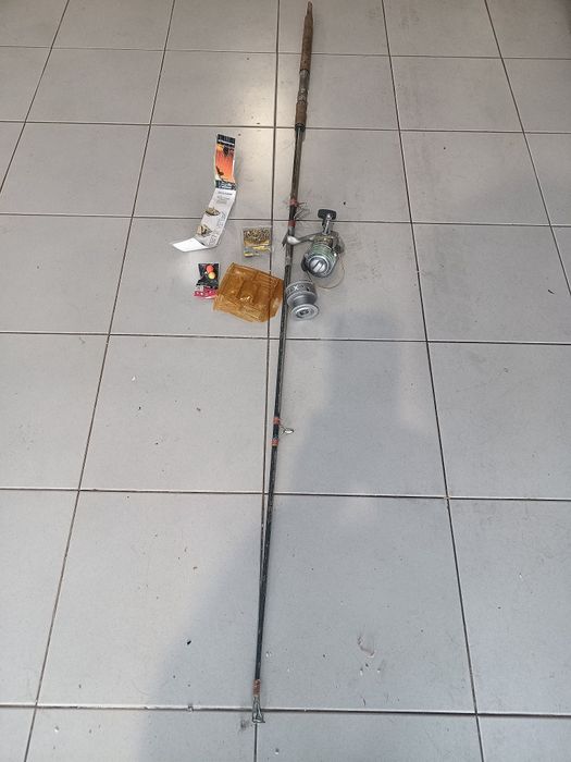 carreto vega 5000, cana pesca mais acessórios pesca