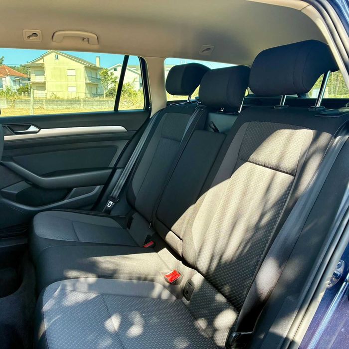 VW Passat Variant 1.6 TDi Confortline · Nacional