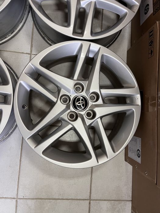 Jantes 17” 5x114.3 Originais Toyota